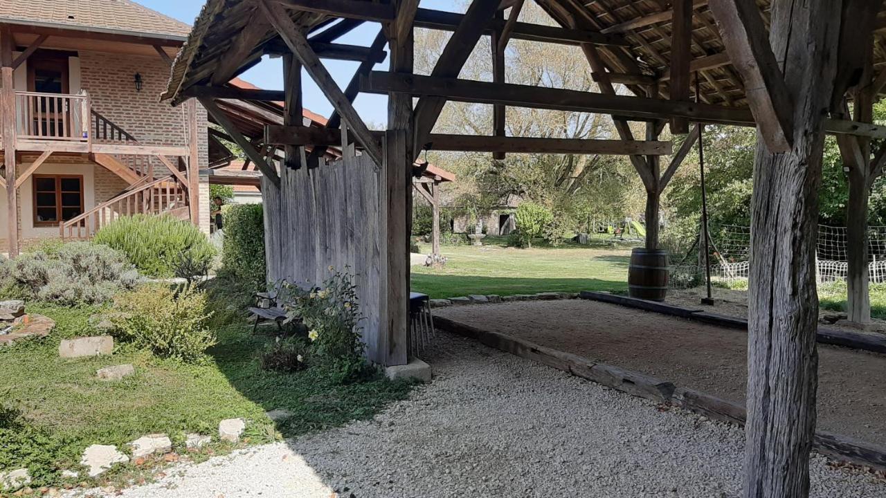 Gite Chez Leo Varennes-sur-le-Doubs Экстерьер фото